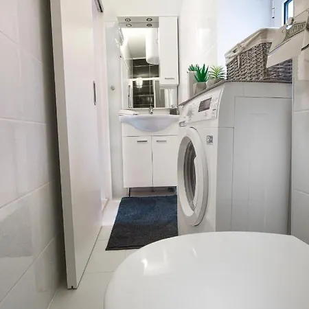 Just Be Apartment Makarska