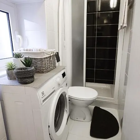 Apartment Just Be *