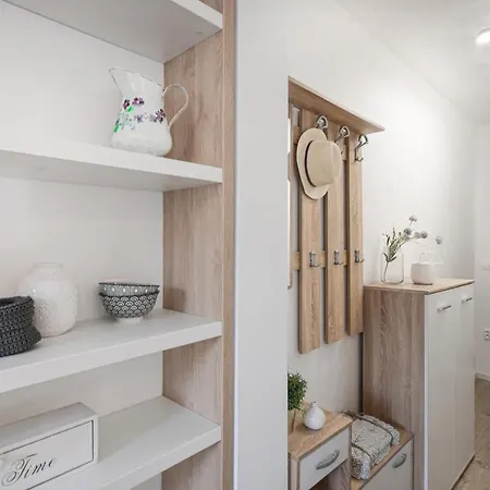 Apartment Just Be