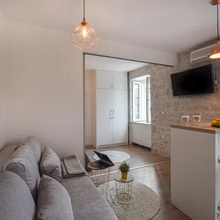 Apartment Just Be